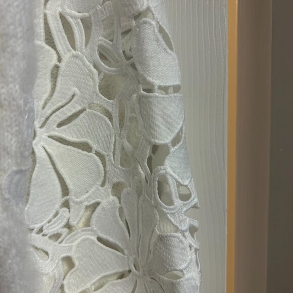 En Creme Sweater - Picture 2 of 2